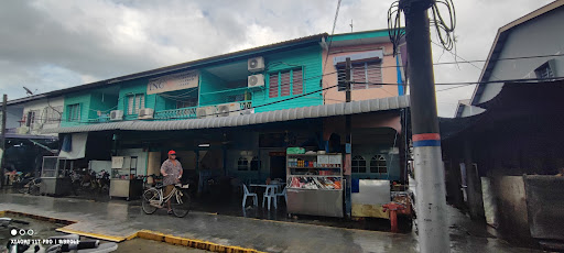 kedai makanan melayu(halal) 1 kedai makanan melayu(halal)
