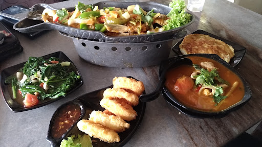 Restoran Gulai PANAS Mak Tok