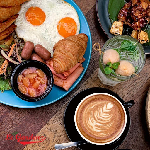 Le Gardenz Cafe