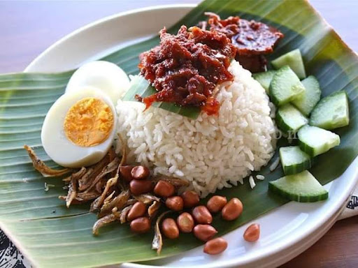 Doll & Zall Nasi Lemak Corner