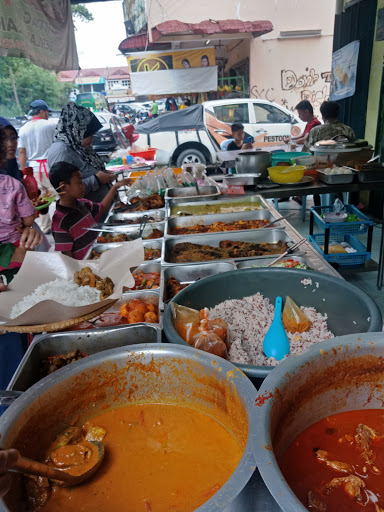 Kak Pah Nasi Berlauk