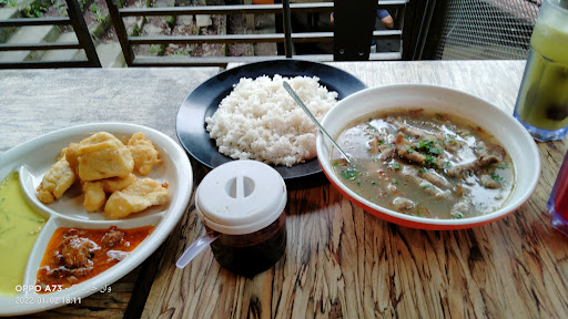 Mai Kolam Kitchen