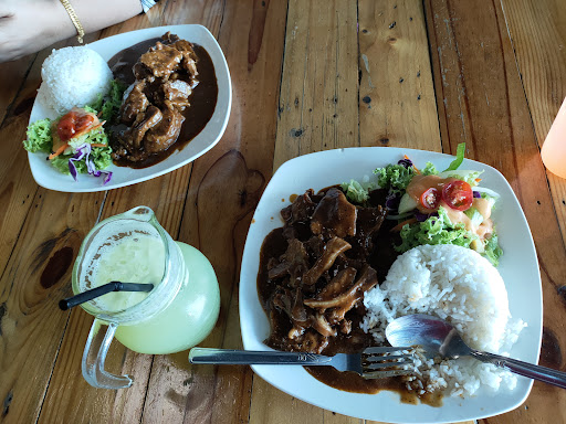 Warong Steak & Seafood