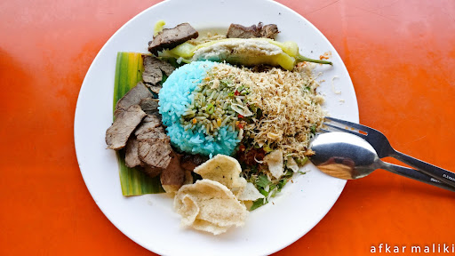 Restoran Kak Su Nasi Kerabu