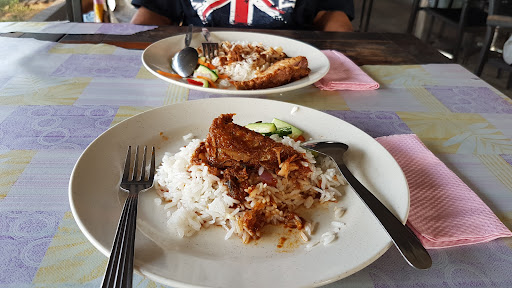 Warung Syakeela