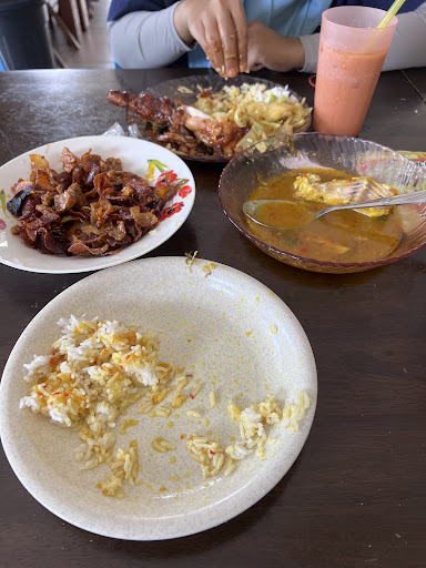 Restoran Selera Sungai Paka