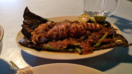 Warong Sri Paka