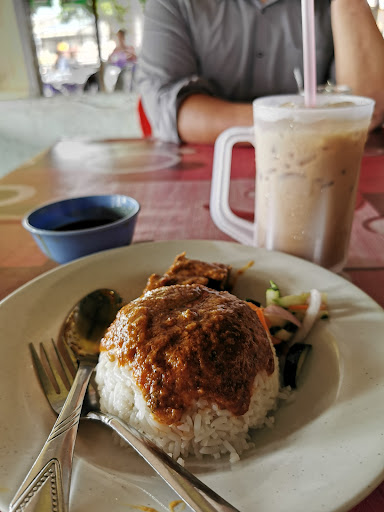 Warung Nasi Dagang Warisan Pak Nela