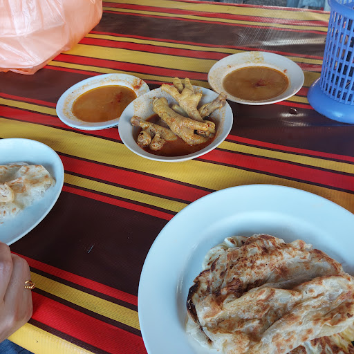 Roti Canai Pokok Besar