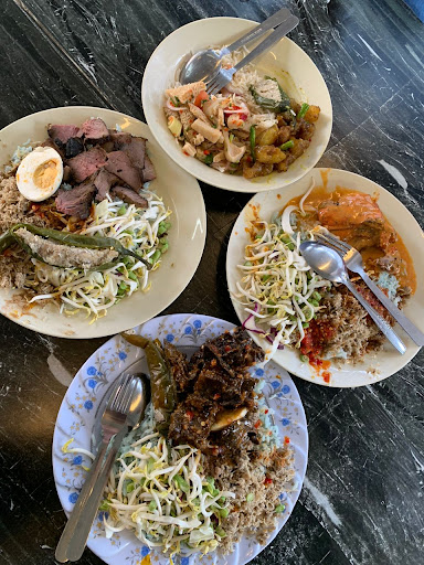Warung Pak Abu Nasi Kerabu