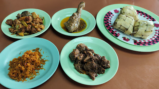 Warung Tokapi, Hidangan Hari Raya Sebagai Sarapan 1 Warung Tokapi, Hidangan Hari Raya Sebagai Sarapan
