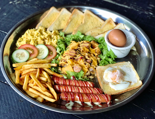 Kafe Adik KAKAK : BREAKFAST-LUNCH-DINNER