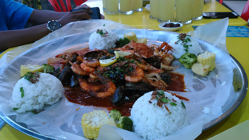 Rosni Cafe