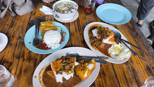 Lontong Darat Dinding