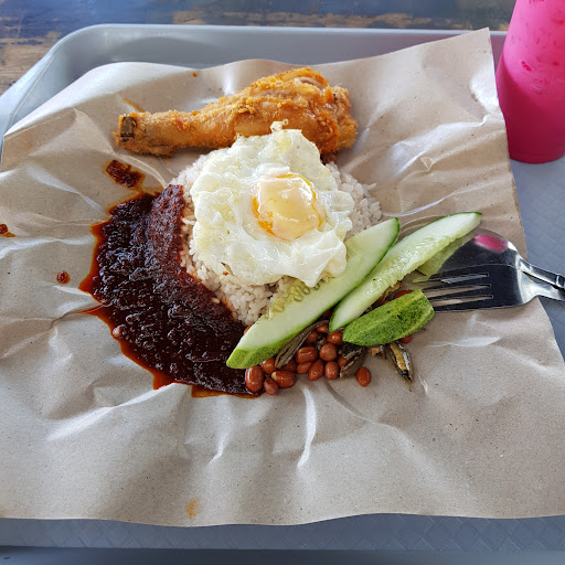 Nasi Lemak Wak Kentut