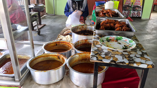 Sarapan Pagi Terbaik di Kuala Teriang 3 Warung Simpang Madu
