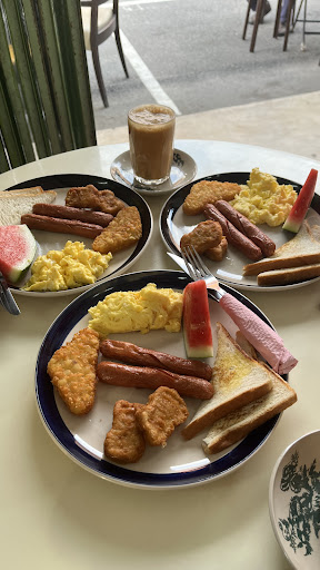 Adam Cafe'